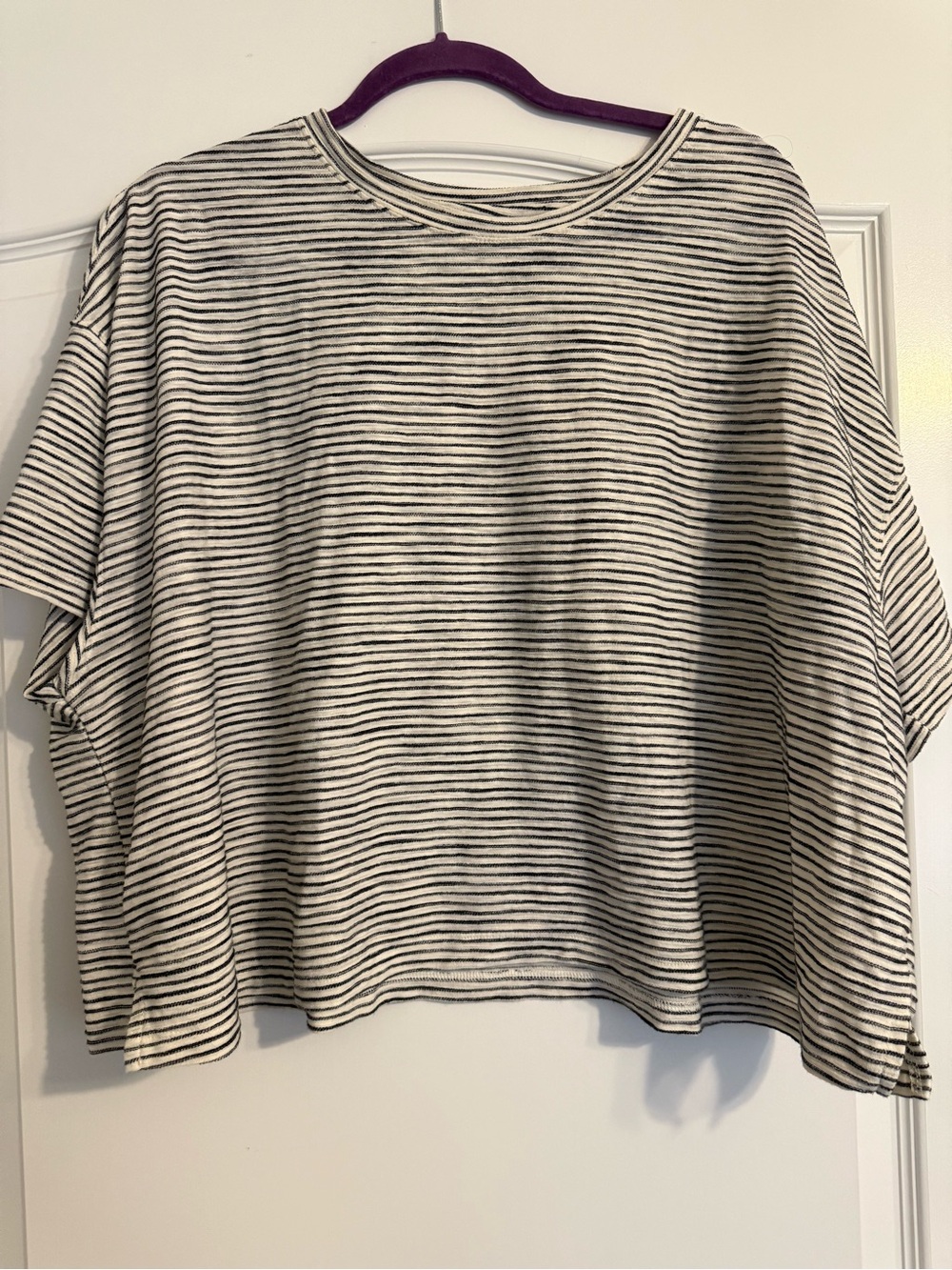 Old Navy  Black And White ribbed Cropped Top 2X